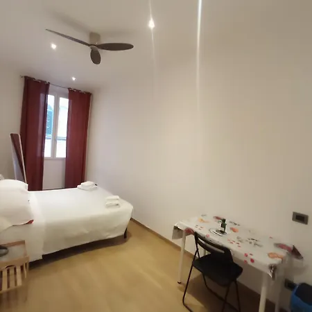 Alojamento de Acomodação e Pequeno-almoço Amalia - Via San Zanobi Florença