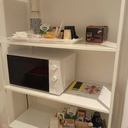 Alojamento de Acomodação e Pequeno-almoço Amalia - Via San Zanobi Florença